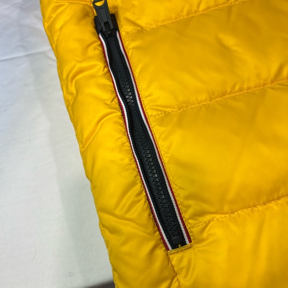 Tommy Hilfiger reversible down vest Men’s Size Large - Picture 2 of 9